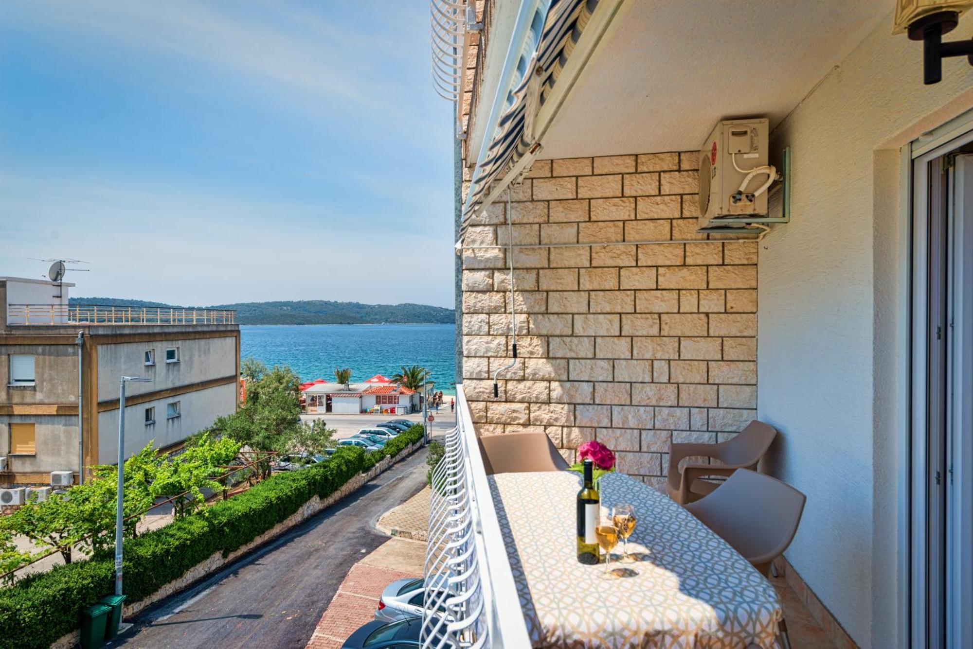 Villa Daniela Trogir Exteriör bild