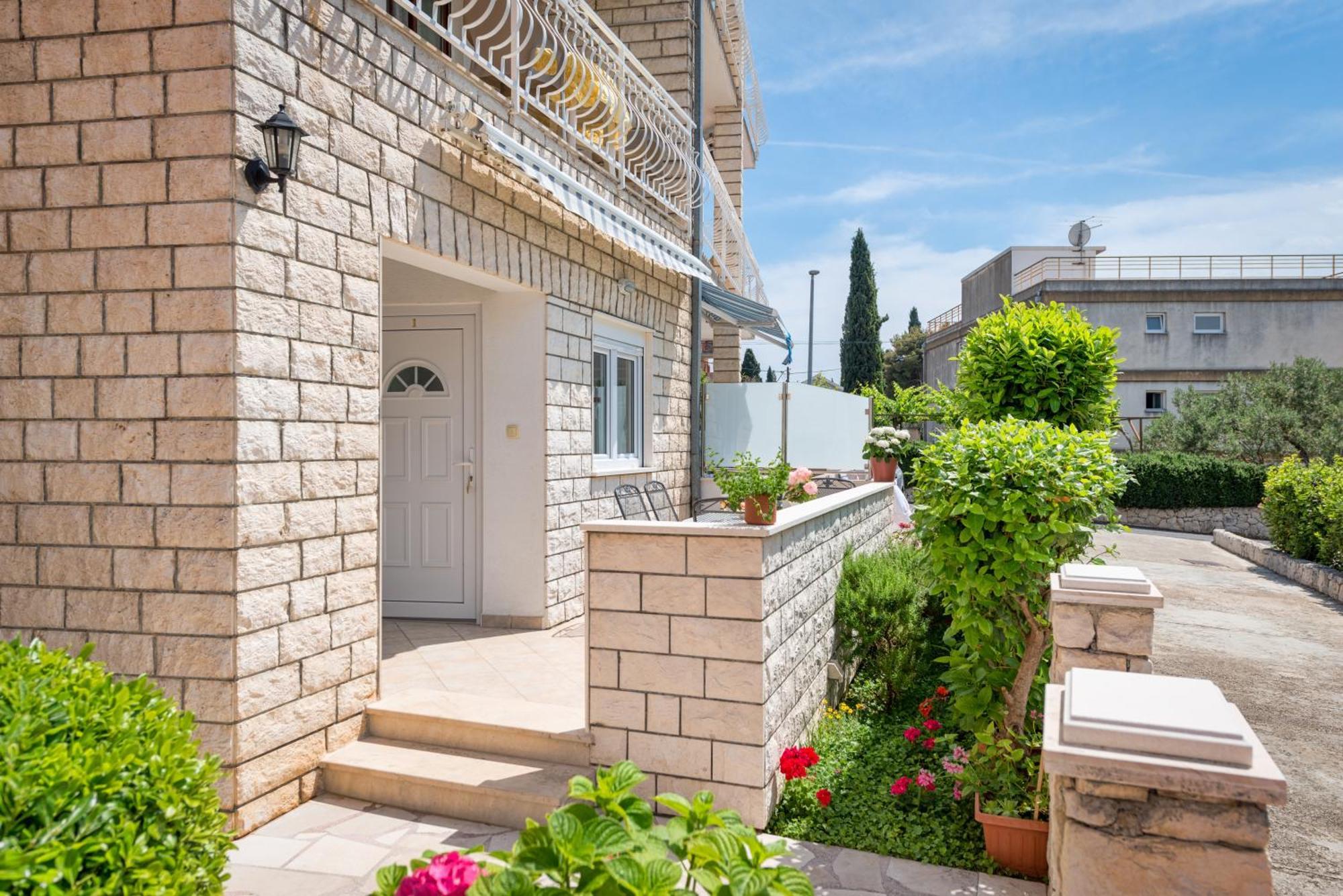 Villa Daniela Trogir Exteriör bild