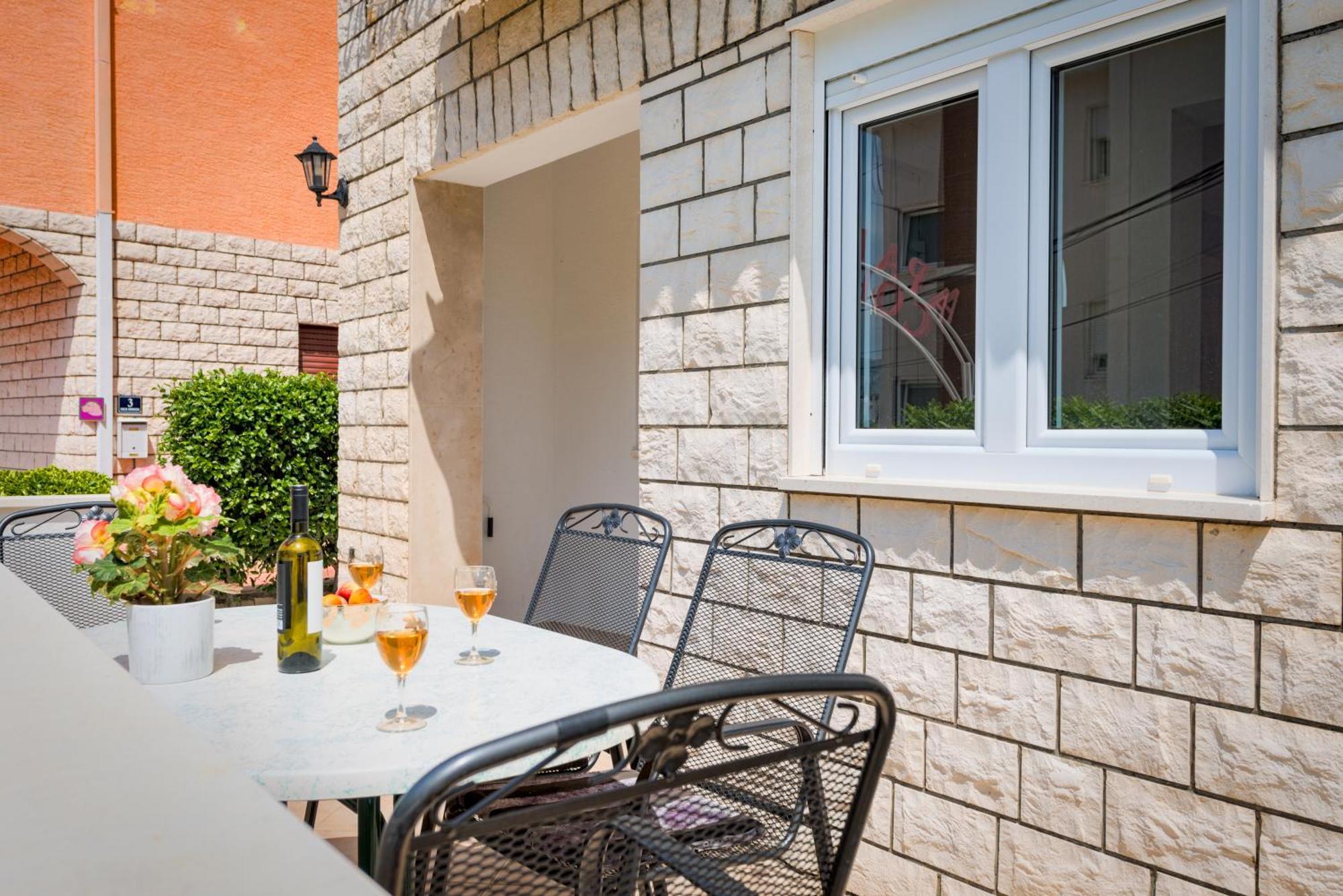 Villa Daniela Trogir Exteriör bild